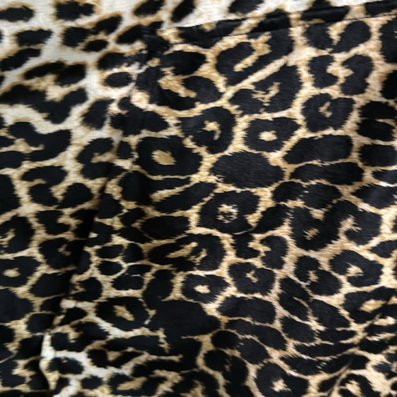 The Original DearFoam Brown Leopard Print Reversible Soft Throw Hoodie One Sz - Picture 7 of 9